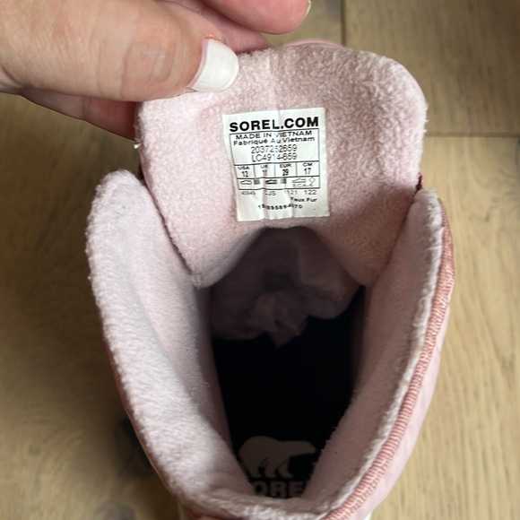 Girls Sorel Whitney 2 short pink winter boots - Picture 7 of 12